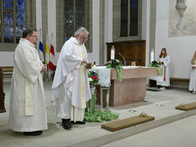 Lumen Christi - Auferstehungsmesse in St. Crescentius (Foto: Karl-Franz Thiede)